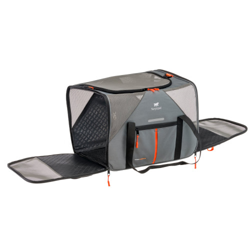 М'яка переноска для собак та кішок Ferplast Voyager Carrier 450 Black