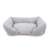 М'який диван Ferplast Pamper Boucle 60 Grey для собак та котів 